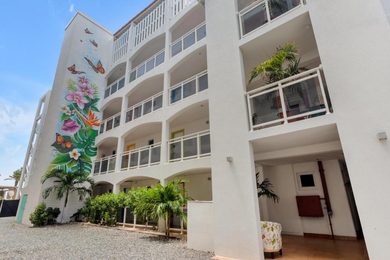 Maho Beach House - Spacious 1 Bedroom Suite מראה חיצוני תמונה